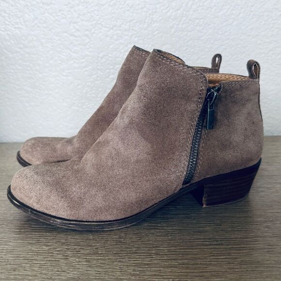 Lucky Brand Tan Taupe Suede Leather Ankle Boots Booties 7M - Picture 1 of 6
